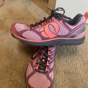 Pearl Izumi cycling shoes